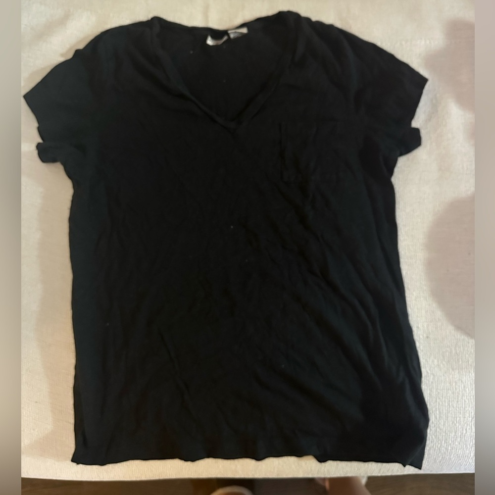 Two (2) Max Studio t-shirts Black and Olive Green sz L